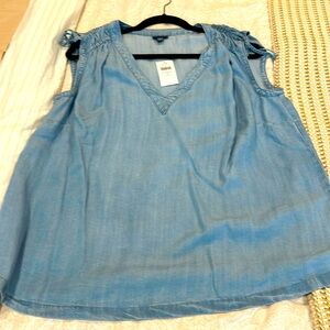 J Jill NWT tencel chambray colored sleeveless top